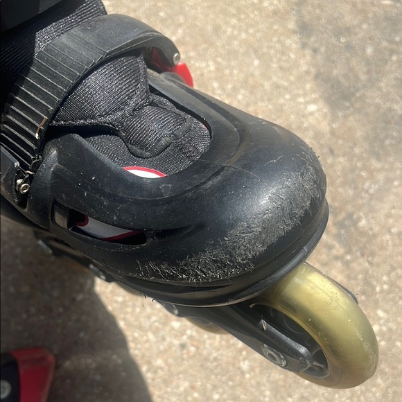 Kids Inline Skates - Black and Red - Picture 8 of 9